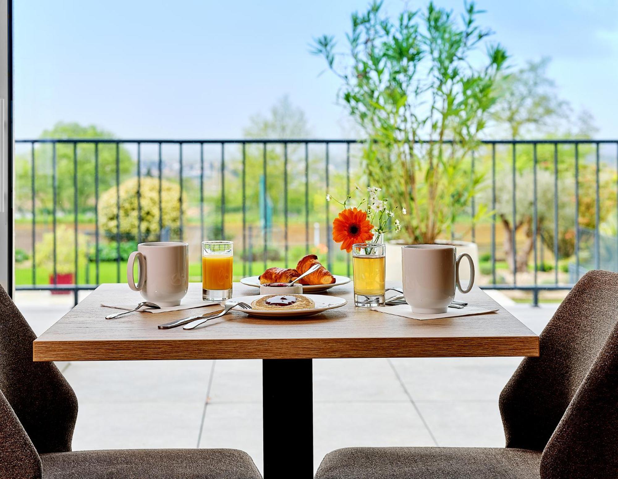Logis Hotel Restaurant Aloe Ле-Ерб'є Екстер'єр фото